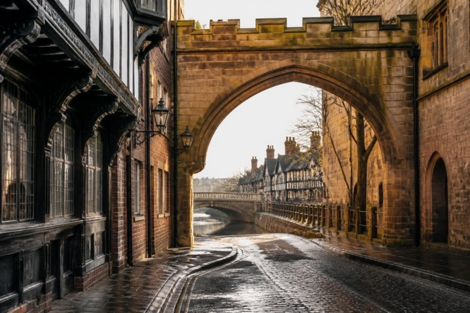 Getting to Royal House, Chester: train, bus and parking
